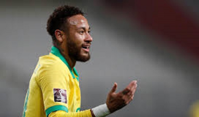 Brésil : Neymar attendu en sélection malgré sa blessure