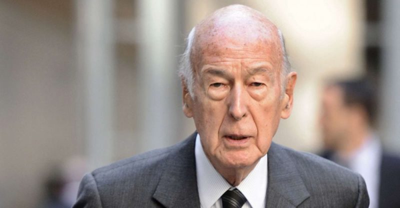 L’ancien président français Valéry Giscard d’Estaing hospitalisé