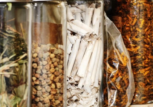 Vers un bréviaire des médicaments traditionnels africains