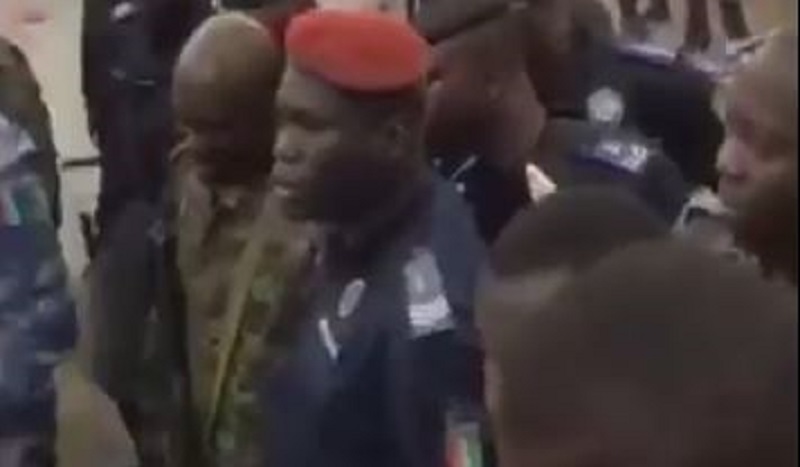 [Vidéo] Ange Didier Houon, alias Dj Arafat, enterré pour la 2e fois