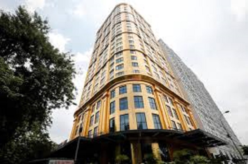 Vietnam : le premier hôtel au monde entièrement plaqué or