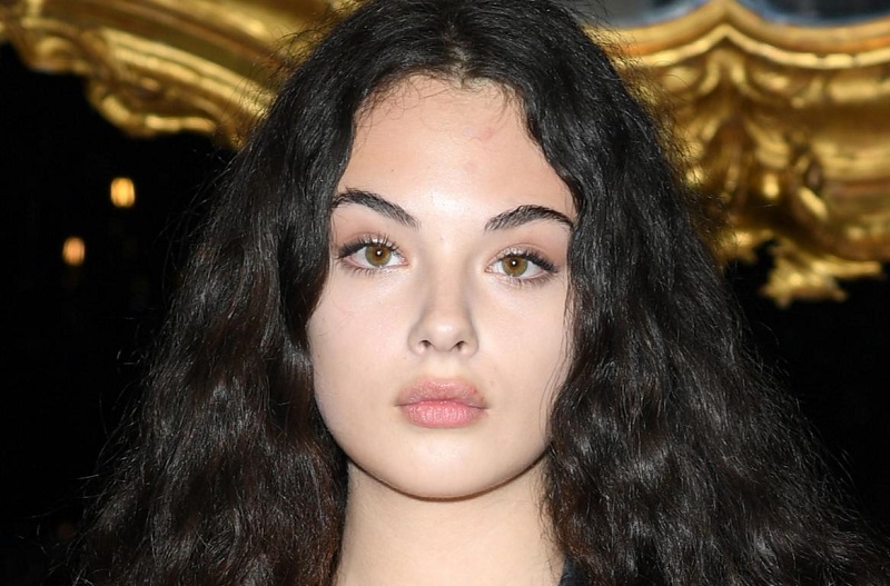 Vincent Cassel : sa fille Deva accusée d’avoir fait de la chirurgie esthétique à seulement 15 ans