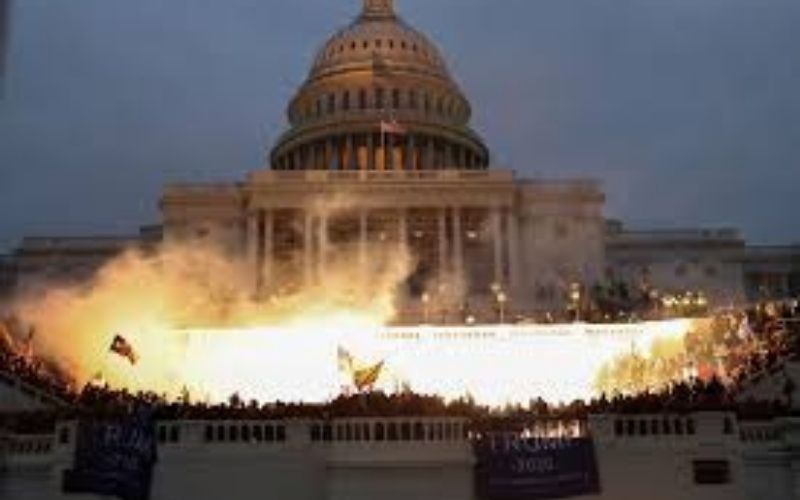Violences au Capitole : des Chinois se moquent des responsables américains