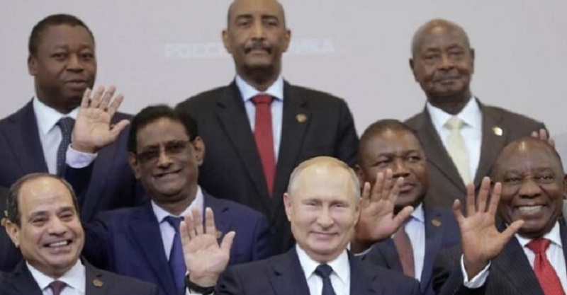 Vladimir Poutine annule 10 000 milliards Franc Cfa de dettes africaines