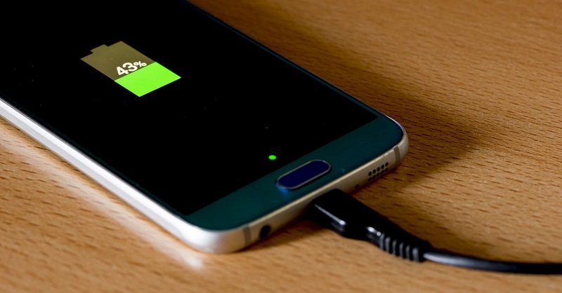 Voici 3 astuces pour recharger rapidement votre smartphone
