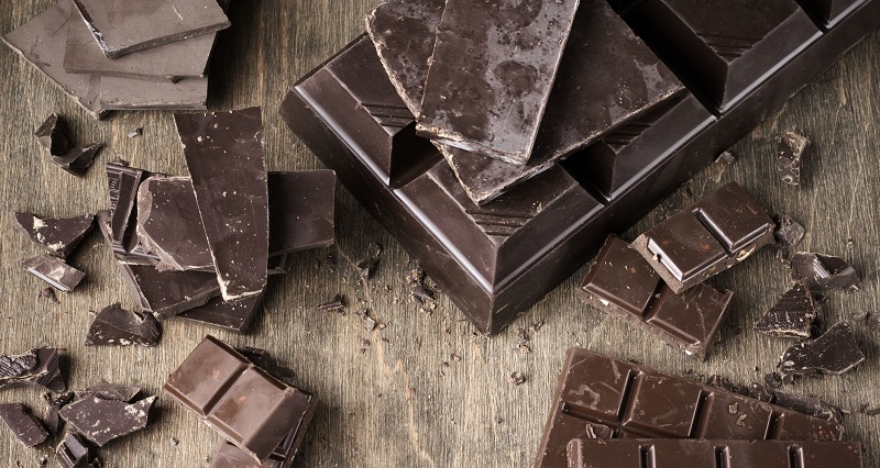Voici 5 curieuses raisons de consommer du chocolat noir