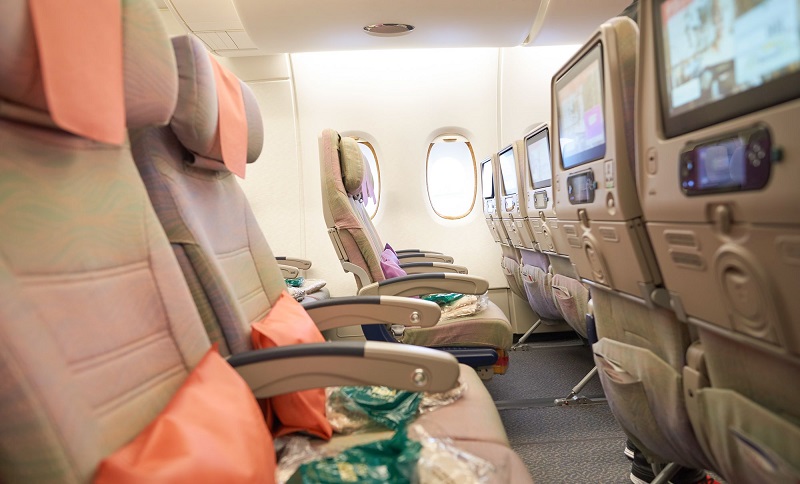 Voici pourquoi incliner son siège en avion pourrait être dangereux