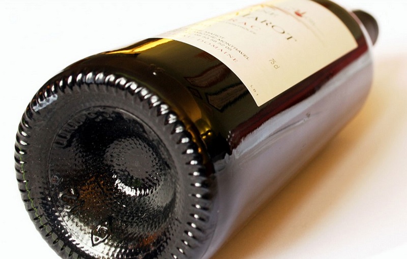 Voici pourquoi les bouteilles de vin ont un fond creux