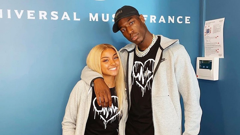 Wejdene et son manager accusent Ariana Grande de plagiat