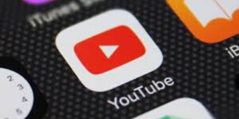 YouTube : l’outil communautaire de sous-titrage des vidéos retiré par Google