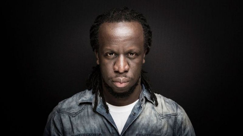 Youssoupha : sa comparaison de Dj Arafat à Jésus Christ  lui coûte sa tête sur la toile