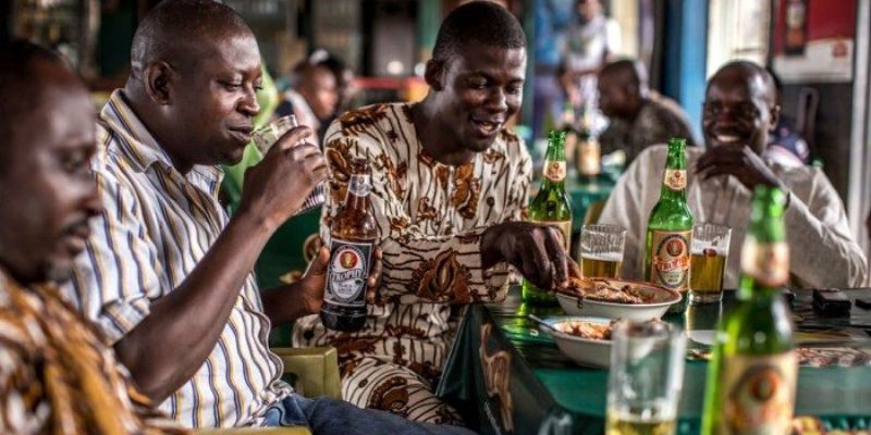 Être amoureux, sauverait les alcooliques