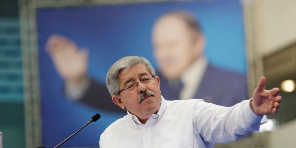 Algérie : l’ex-Premier ministre Ahmed Ouyahia devant la justice ; voici la raison