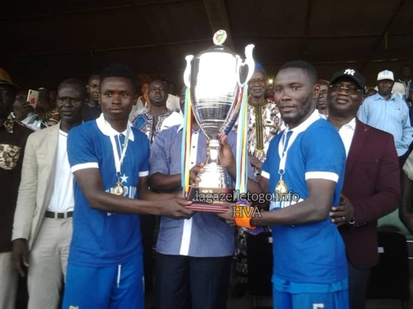 Togo-D1 : Asck reçoit son trophée