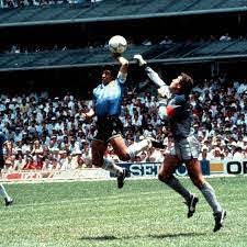 Diego Maradona : rencontre avec l’arbitre qui a validé le but de la « main de Dieu »