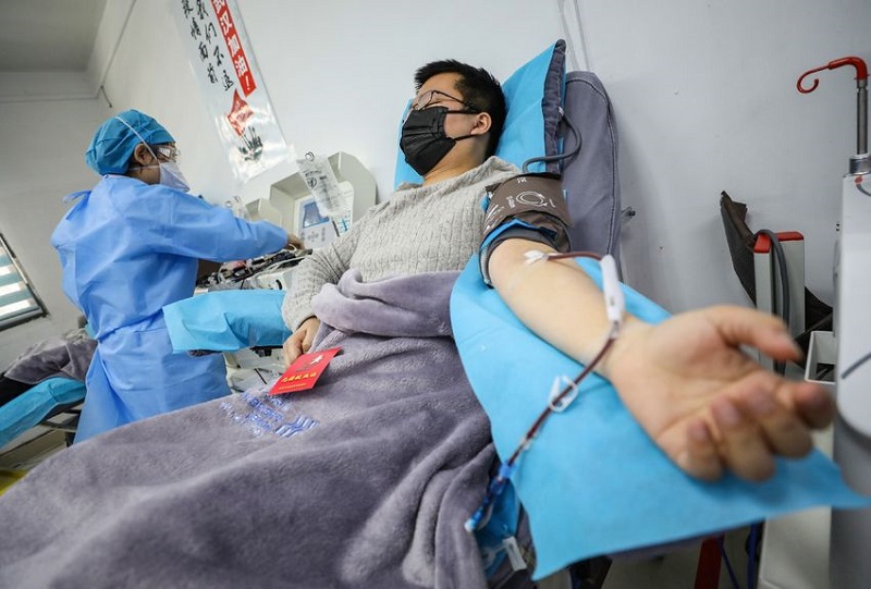 Courbatures, vertiges et ennui : des patients guéris du coronavirus racontent leur quarantaine