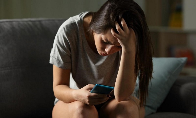 Les signes de dépendance envers son smartphone énumérés