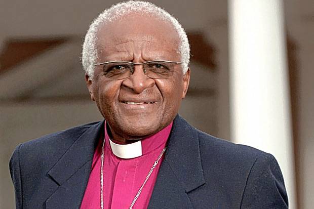 Afrique du Sud: le prix Nobel de la paix, Desmond Tutu, hospitalisé