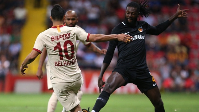 Süper Lig : Emmanuel Adebayor a joué son 1er match contre Galatasaray ce vendredi (photo)