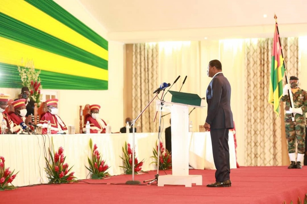Togo : Faure Gnassingbé investi président (vidéo)
