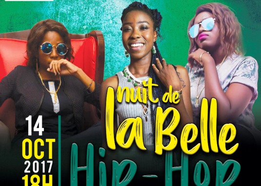 Les filles montent sur scène