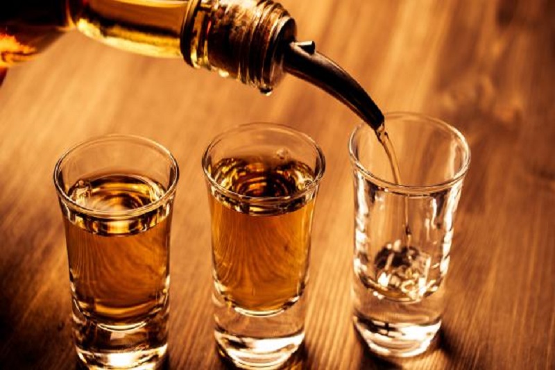 Voici comment l’alcool en excès endommage le corps