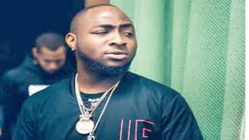 Davido : l’artiste au cœur d’une polémique après l’achat d’une villa de  plus  de 750 millions de Fcfa