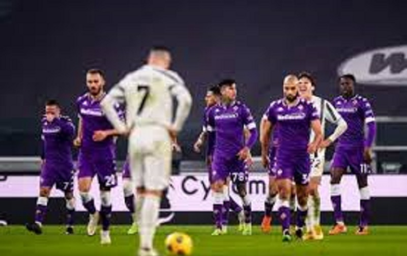 Serie A :  l’ hommage d’un curé aux buteurs de la Fiorentina face à la Juventus