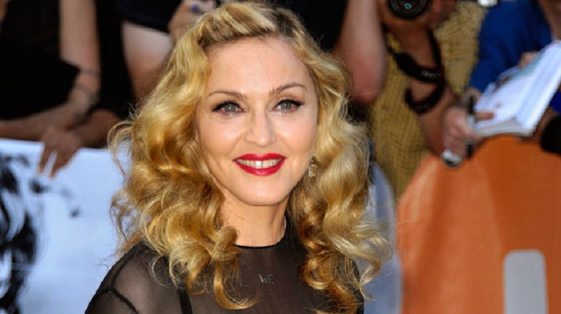 Madonna : la star célèbre ses 62 ans à la Jamaïque (photos)