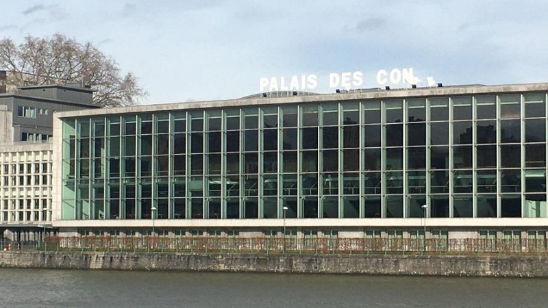 Belgique : le Palais des congrès de Liège rebaptisé « Palais des con »