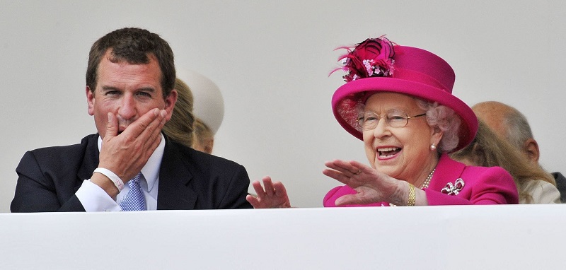 Nouveau coup dur pour Élisabeth II ; controverse dans la  famille  royale