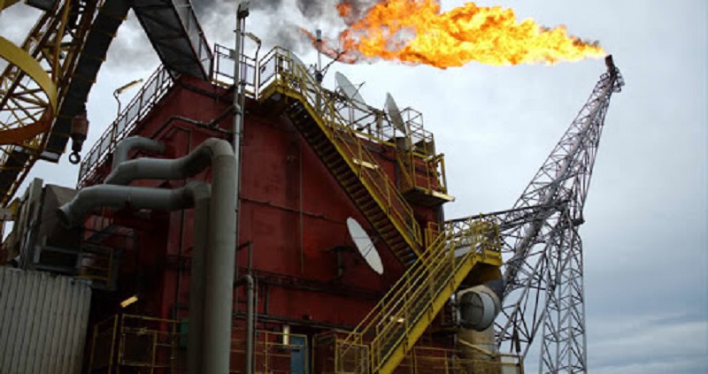 Pétrole brent : l’Arabie Saoudite et les émirats provoquent une rechute des prix du pétrole