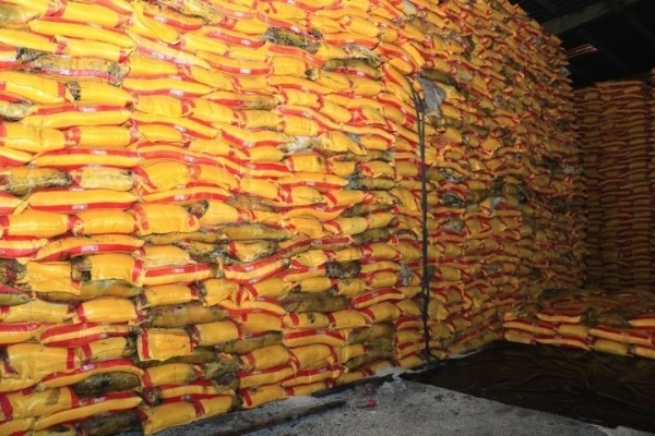 Côte d’Ivoire : voici ce que le gouvernement promet de faire des 18 mille tonnes de riz birman ‘avarié’