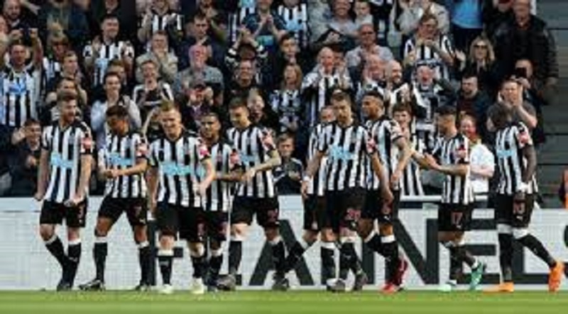 Newcastle : un député britannique demande la suspension du rachat du club
