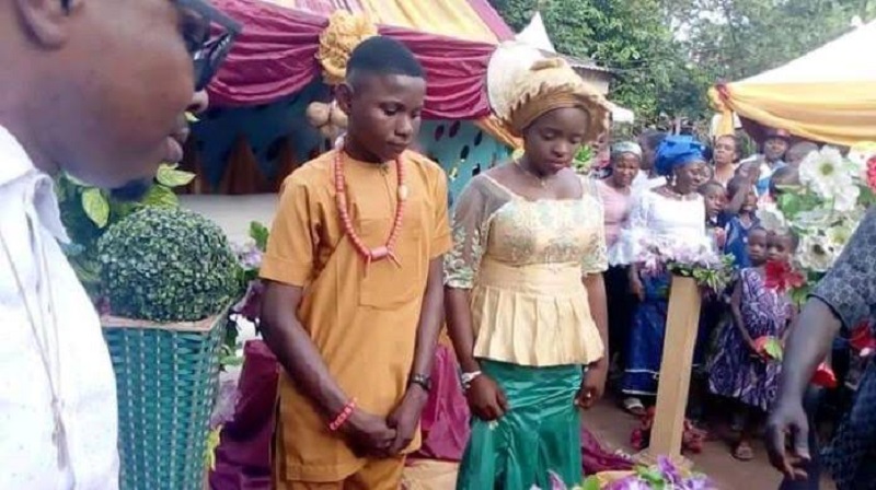 Nigeria : un garçon de 17 ans abandonne ses études pour épouser une fille de 16 ans