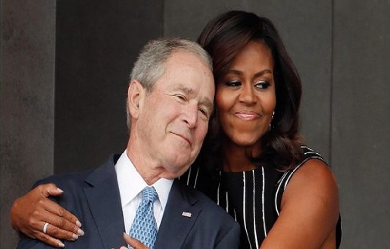 ‘Je l’aime à mourir’, la petite phrase de Michelle Obama pour George W. Bush qui étonne le net !