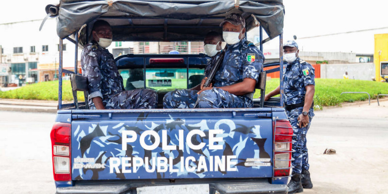 Bénin : un homme arrêté en possession de 21 cartes d’identité