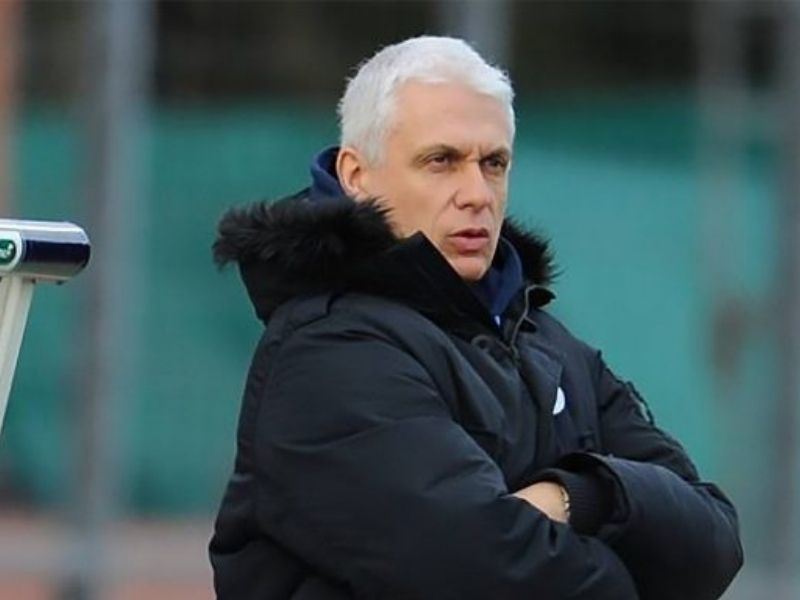 CAN 2021 Hubert Velud rend hommage aux victimes de Cabinda après la qualification du Soudan