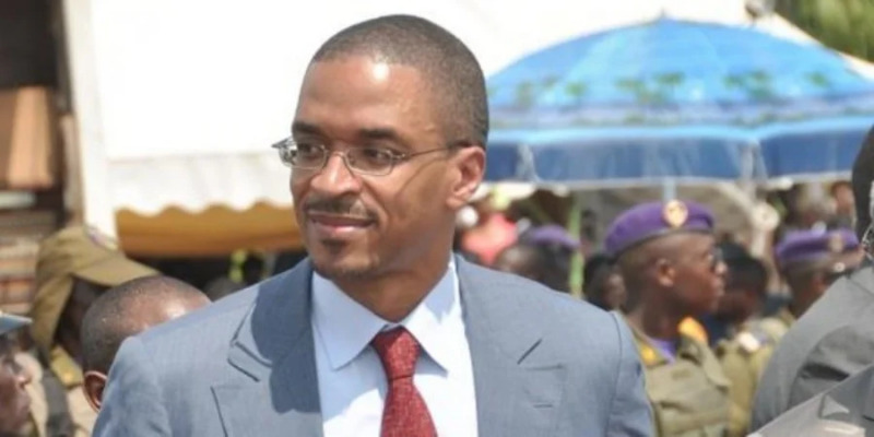 Cameroun : des stratégies en place pour que Franck succède à son père Paul Biya