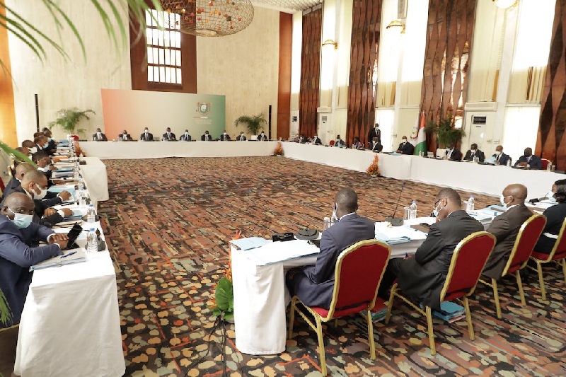 Côte d’Ivoire / Conseil des ministres : message émouvant d’Alassane Ouattara