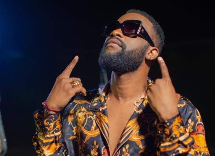 Fally Ipupa : ces 2 stars françaises font un joli clin d’œil à l’artiste