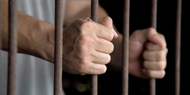 Cameroun : la régisseuse d’une prison mêlée à la mort choquante de 4 prisonniers 