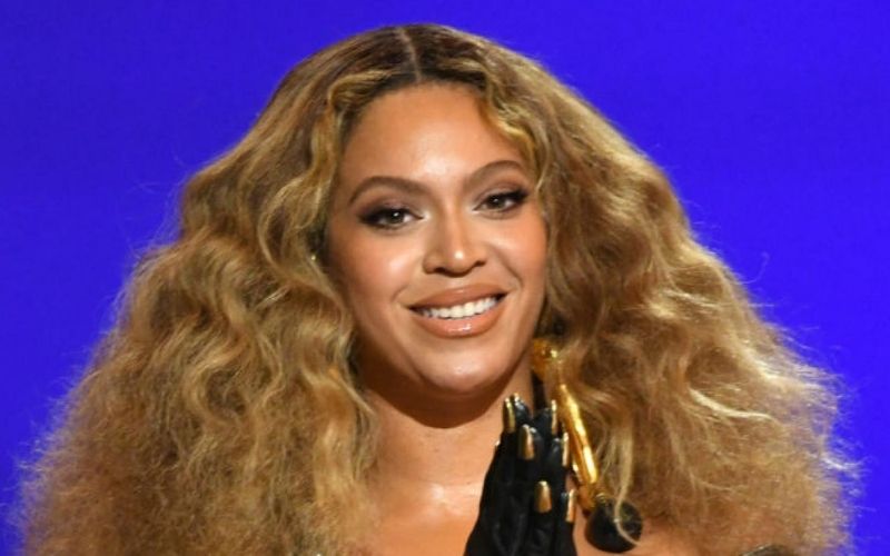 Beyoncé : une légende africaine présente sur la nouvelle sortie de la super star américaine et son mari (vidéo)