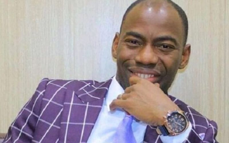 Camille Makosso amoureux : cette vibrante déclaration d’amour de l’influenceur à … électrise la toile (photo)