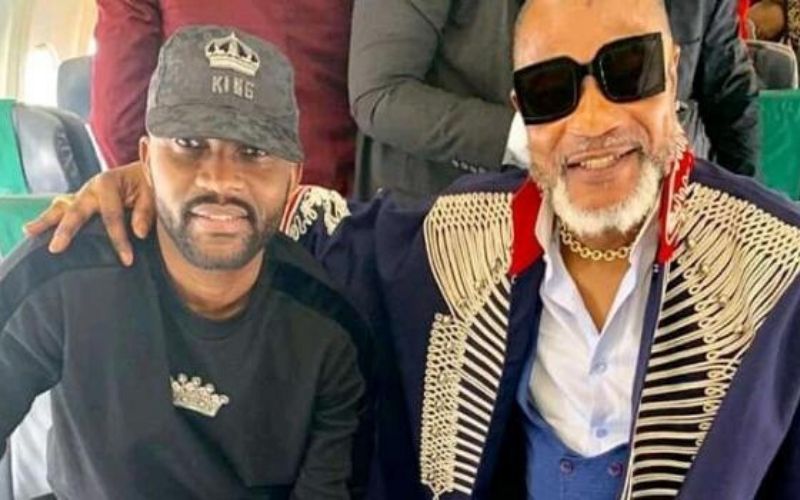 Koffi Olomide fan de Fally Ipupa : cette sortie du chanteur sur l’Aigle fait du bruit