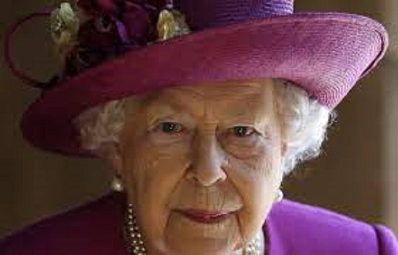 Elisabeth II : la reine de nouveau endeuillée