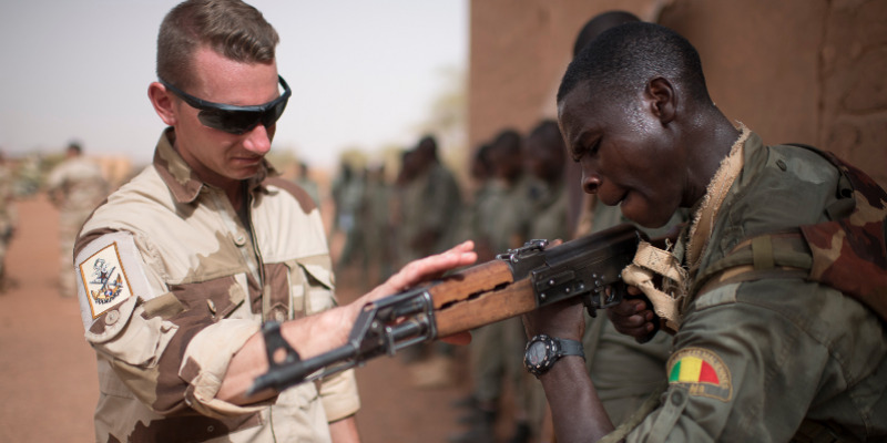 Mali : “il n’y a aucune solution sans Barkhane”, dixit le parlement français    