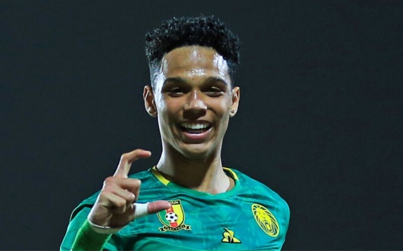 Etienne Eto’o fier de sa mère : le fils de Samuel Eto’o fait sensation avec cet ancien cliché de sa famille (photo)