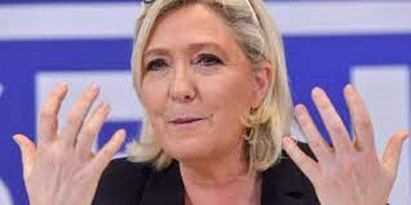 Génocide rwandais : Marine Le Pen tacle Emmanuel Macron sur ses propos