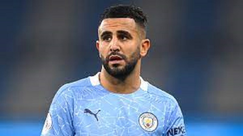 Riyad Mahrez : le dribble fou et provocateur de la star enflamme la toile (vidéo)